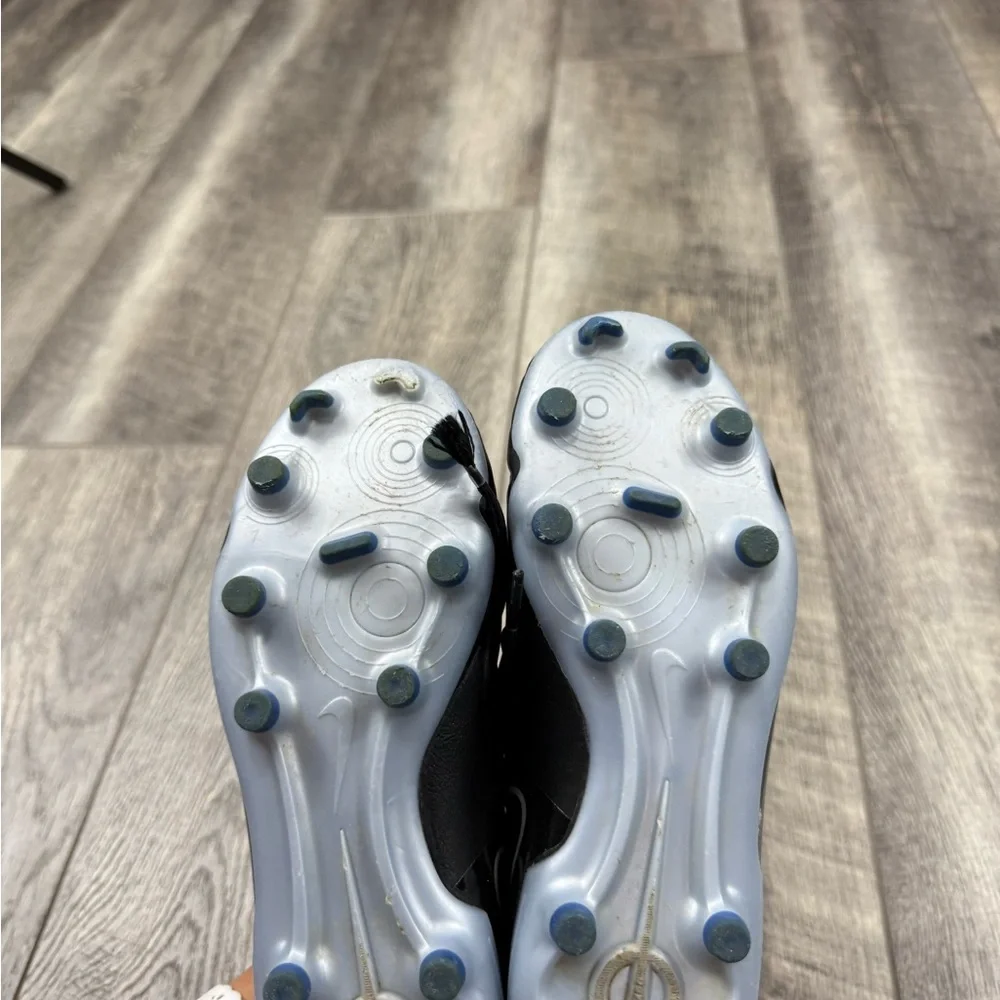 Nike Black/Blue Soccer Cleats‎